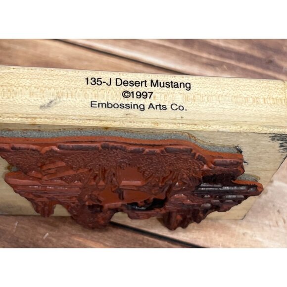 1997 EMBOSSING ARTS CO 135-J DESERT MUSTANG WOOD MOUNTED RUBBER STAMP HORSE - Picture 6 of 6